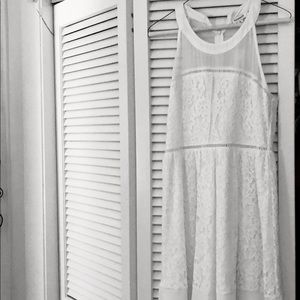 Francesca’s white lace dress